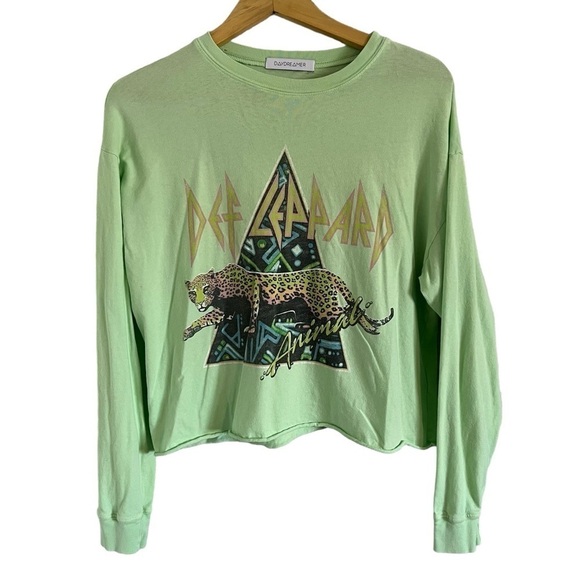 DAYDREAMER x REVOLVE Def Leppard Crop Long Sleeve Tee - Picture 3 of 8